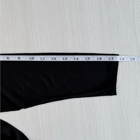 MICHAEL KORS Scoop Neck T Shirt Top XS Black 3/4 Sleeve Sheer Tunic Casual Comfy - Picture 13 of 15